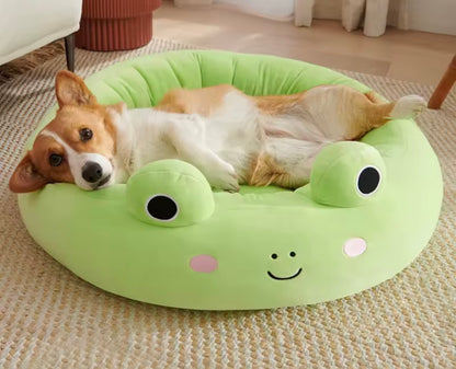 FrogPaws Cat House