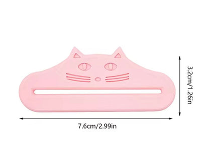 SnackPaw Treat Dispenser