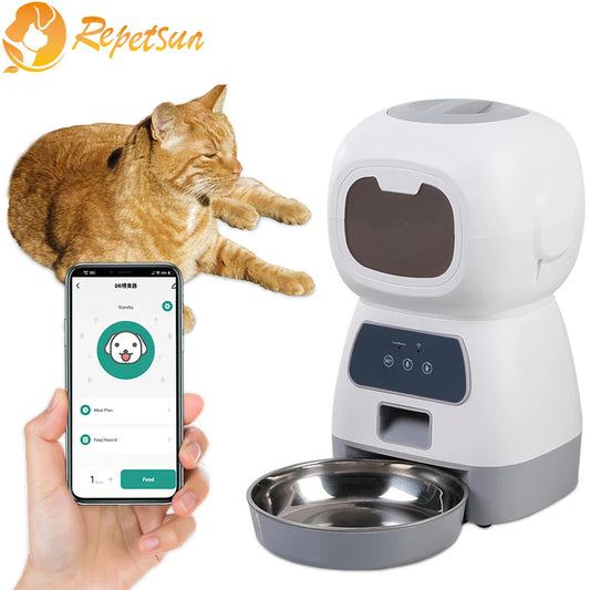PawFlow Pet Feeder